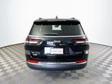 Thumbnail of 2022 Diamond Black Jeep Grand Cherokee L