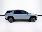 Thumbnail of 2026 Summit White Chevrolet Traverse