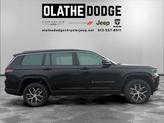 Thumbnail of 2025 Diamond Black Crystal Pearlcoat Jeep Grand Cherokee L