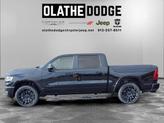 Thumbnail of 2026 Diamond Black Crystal Pearlcoat RAM 1500