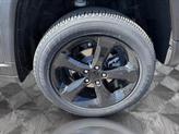 Thumbnail of 2025 Baltic Gray Metallic Clearcoat Jeep Grand Cherokee