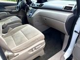 Thumbnail of 2016 White Diamond Pearl Honda Odyssey
