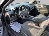 Thumbnail of 2022 Mosaic Black Metallic Chevrolet Traverse