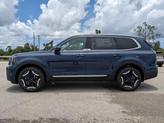 Thumbnail of 2025 Midnight Kia Telluride