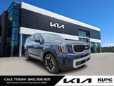 Photo of 2025 Midnight Kia Telluride