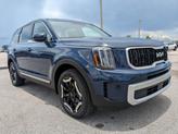 Thumbnail of 2025 Midnight Kia Telluride