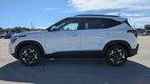 Thumbnail of 2026 White Pearl Kia Seltos