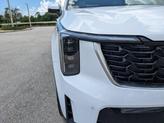 Thumbnail of 2025 White Pearl Kia Sorento