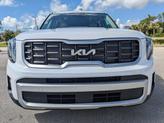 Thumbnail of 2025 White Pearl Kia Telluride