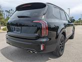 Thumbnail of 2025 Ebony Black Kia Telluride