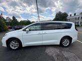 Thumbnail of 2022 White Chrysler Pacifica