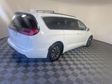 Thumbnail of 2021 Bright White Clearcoat Chrysler Pacifica