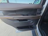 Thumbnail of 2020 Iconic Silver Metallic Ford Expedition
