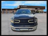 Thumbnail of 2016 Brilliant Black Crystal Pearlcoat RAM 1500