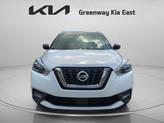 Thumbnail of 2020 Aspen White/Super Black Nissan Kicks