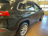 Thumbnail of 2017 Diamond Black Crystal Pearlcoat Jeep Cherokee