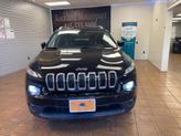 Thumbnail of 2017 Diamond Black Crystal Pearlcoat Jeep Cherokee