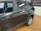 Thumbnail of 2017 Diamond Black Crystal Pearlcoat Jeep Cherokee