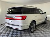 Thumbnail of 2019 Brown Lincoln Navigator