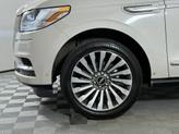 Thumbnail of 2019 Brown Lincoln Navigator