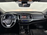 Thumbnail of 2018 Gray Toyota Highlander