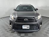 Thumbnail of 2018 Gray Toyota Highlander