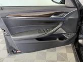 Thumbnail of 2020 Black Sapphire Metallic BMW M550