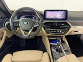 Thumbnail of 2021 Mineral White Metallic BMW 540