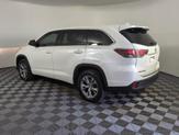 Thumbnail of 2015 White Toyota Highlander