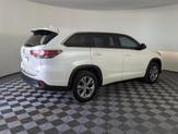Thumbnail of 2015 White Toyota Highlander