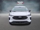 Thumbnail of 2026 Oxford White Ford Escape