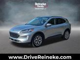 Photo of 2022 Iconic Silver Metallic Ford Escape