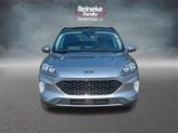Thumbnail of 2022 Iconic Silver Metallic Ford Escape