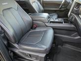 Thumbnail of 2022 Agate Black Metallic Ford Expedition