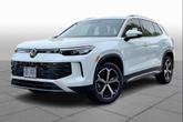 Photo of 2025 Pure White Volkswagen Tiguan