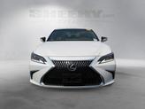 Thumbnail of 2019 Eminent White Pearl Lexus ES 350