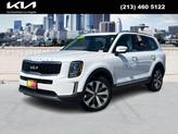 Photo of 2022 Glacial White Pearl Kia Telluride