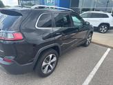 Thumbnail of 2019 Diamond Black Crystal Pearlcoat Jeep Cherokee