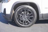Thumbnail of 2021 Summit White GMC Acadia