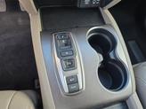 Thumbnail of 2022 Platinum White Pearl Honda Pilot