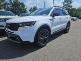 Thumbnail of 2022 Glacial White Pearl Kia Sorento