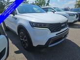 Photo of 2022 Glacial White Pearl Kia Sorento