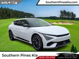 Photo of 2025 Glacier White Pearl Kia EV6
