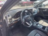 Thumbnail of 2019 Manhattan Gray Metallic Audi Q5