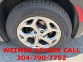 Thumbnail of 2023 Brilliant Black Crystal Pearlcoat Chrysler Pacifica