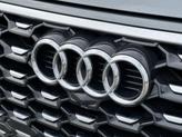 Thumbnail of 2022 Daytona Gray Pearl Effect Audi Q5