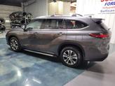 Thumbnail of 2022 Magnetic Gray Metallic Toyota Highlander Hybrid