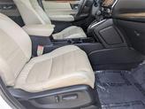 Thumbnail of 2017 White Diamond Pearl Honda CR-V