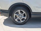 Thumbnail of 2017 White Diamond Pearl Honda CR-V