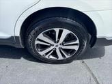 Thumbnail of 2018 Crystal White Pearl Subaru Outback